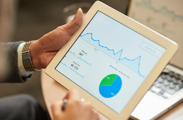 18.google analytics services